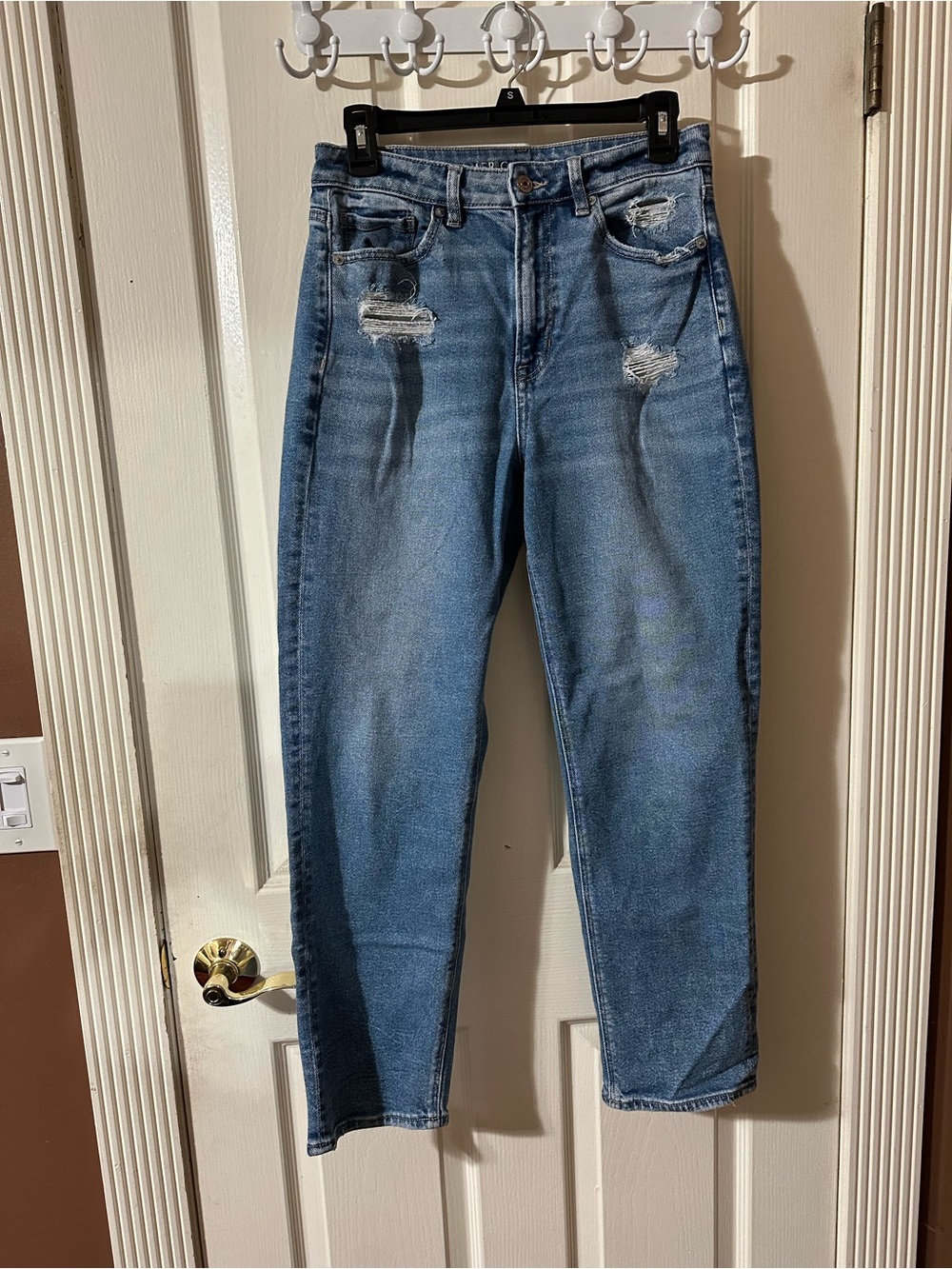 American Eagle Light Blue Mom Straight Jeans